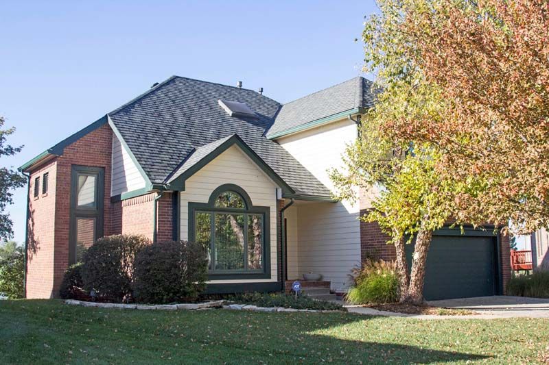 cream-bow-window-home